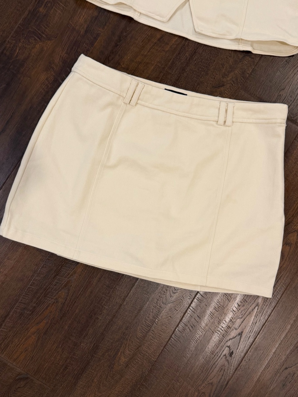 Vici Butter Yellow/Cream Mini Skirt with Belt Loops and Built-in Shorts